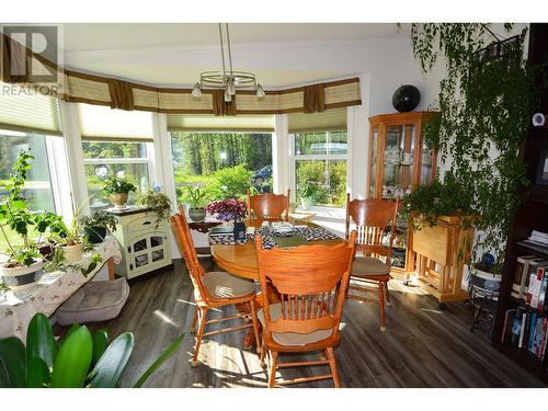 1645 Cottonwood Street, Telkwa, BC - Indoor Photo Showing Dining Room