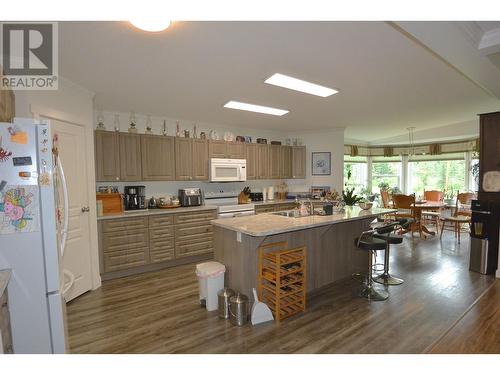 1645 Cottonwood Street, Telkwa, BC - Indoor Photo Showing Kitchen