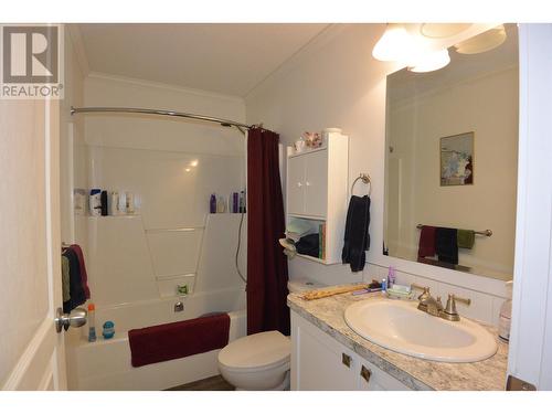 1645 Cottonwood Street, Telkwa, BC - Indoor Photo Showing Bathroom