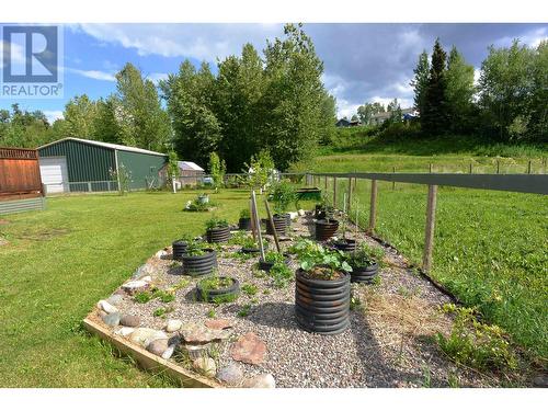 1645 Cottonwood Street, Telkwa, BC - Outdoor With Backyard