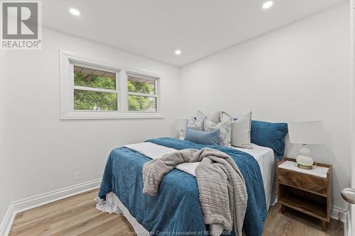 2405 Dandurand Boulevard, Windsor, ON - Indoor Photo Showing Bedroom