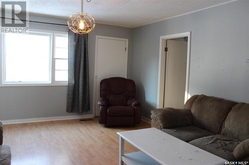 724 3Rd Street E, Shaunavon, SK - Indoor Photo Showing Other Room