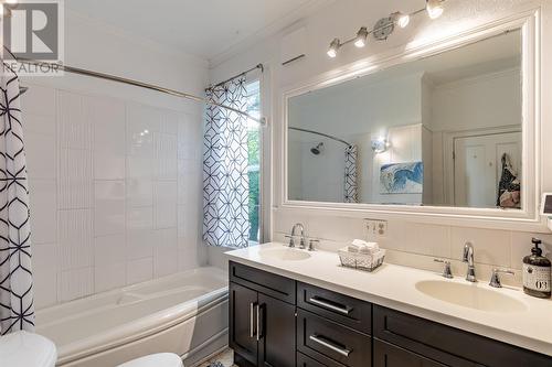 5 Park Place, St. John'S, NL - Indoor Photo Showing Bathroom