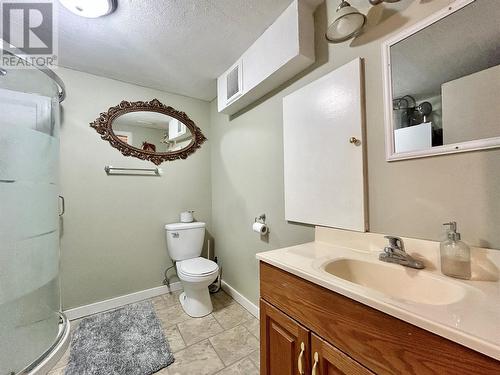 6217 97Th Street, Osoyoos, BC - Indoor Photo Showing Bathroom