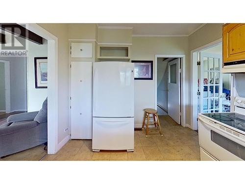 6217 97Th Street, Osoyoos, BC - Indoor Photo Showing Kitchen