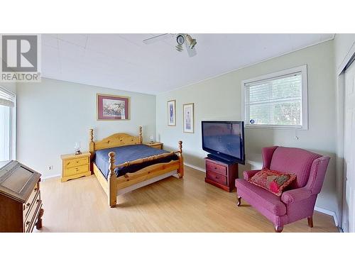 6217 97Th Street, Osoyoos, BC - Indoor Photo Showing Bedroom