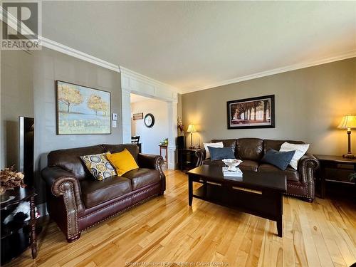 253 Wynwood Dr, Moncton, NB - Indoor Photo Showing Living Room