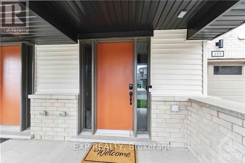 209 Anyolite, Ottawa, ON - Outdoor With Exterior