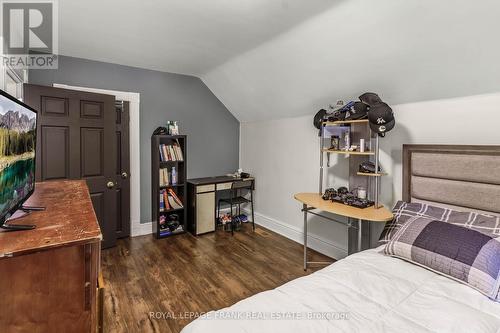 68 King Street N, Kawartha Lakes, ON - Indoor Photo Showing Bedroom