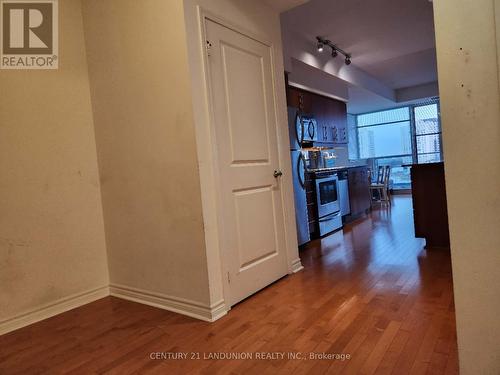 301 - 2885 Bayview Avenue, Toronto (Bayview Village), ON - Indoor Photo Showing Other Room