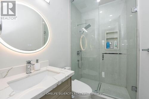 455 Samford Place, Oakville (Bronte East), ON - Indoor Photo Showing Bathroom