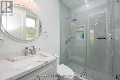 455 Samford Place, Oakville (Bronte East), ON - Indoor Photo Showing Bathroom