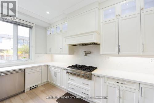 455 Samford Place, Oakville (Bronte East), ON - Indoor Photo Showing Kitchen