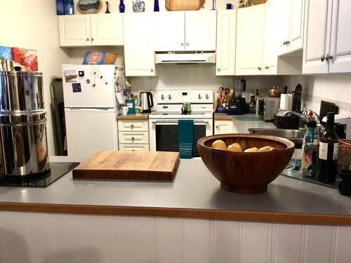 106 - 105 Knighton Rd, Kimberley, BC - Indoor Photo Showing Kitchen