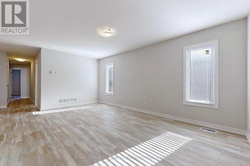 22 Bounty Avenue, Thorold, ON - Indoor Photo Showing Other Room