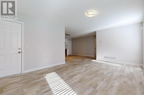 22 Bounty Avenue, Thorold, ON - Indoor Photo Showing Other Room