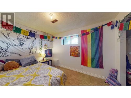 2226 Cook Street, Creston, BC - Indoor Photo Showing Bedroom