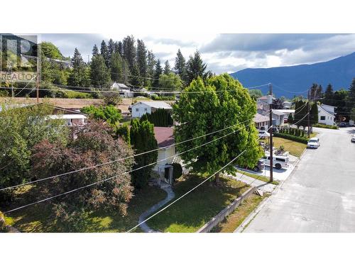 2226 Cook Street, Creston, BC - Outdoor With View