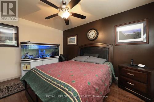 19 Deekshill Drive, Toronto, ON - Indoor Photo Showing Bedroom