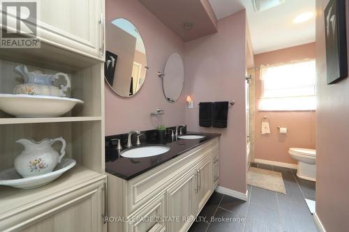 19 Deekshill Drive, Toronto, ON - Indoor Photo Showing Bathroom