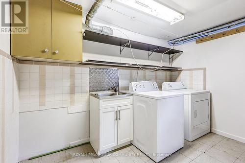 2127 Cliff Road, Mississauga, ON - Indoor Photo Showing Laundry Room