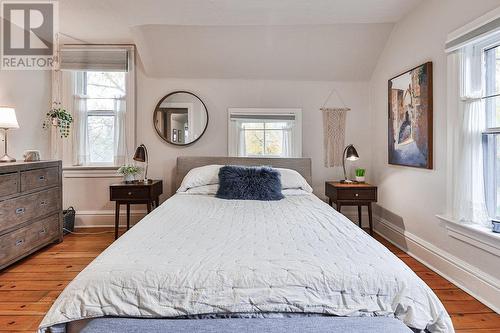 2580 Edenhurst Drive, Mississauga, ON - Indoor Photo Showing Bedroom