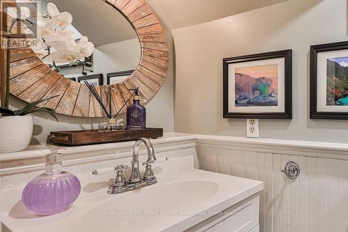 2580 Edenhurst Drive, Mississauga, ON - Indoor Photo Showing Bathroom