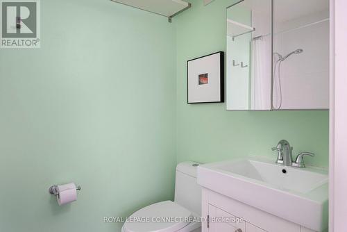 288 Sherbourne Street, Toronto, ON - Indoor Photo Showing Bathroom