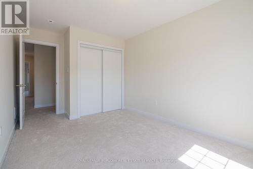 27 Aviron Crescent, Welland, ON - Indoor Photo Showing Other Room