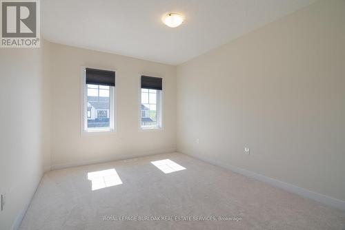 27 Aviron Crescent, Welland, ON - Indoor Photo Showing Other Room