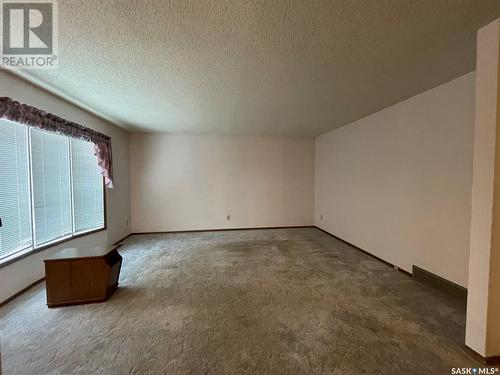 4 O'Connor Court, Kindersley, SK - Indoor Photo Showing Other Room