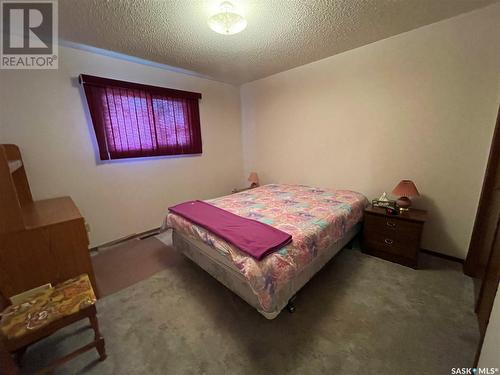 4 O'Connor Court, Kindersley, SK - Indoor Photo Showing Bedroom