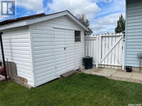 4 O'Connor Court, Kindersley, SK - Outdoor With Exterior