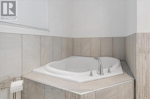 10349 Lakeshore Road W, Wainfleet, ON - Indoor Photo Showing Bathroom