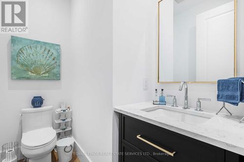 53 Niagara Street, Collingwood, ON - Indoor Photo Showing Bathroom