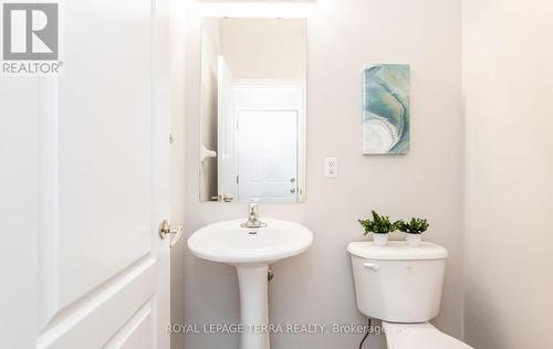 2 Martree Crescent, Brampton, ON - Indoor Photo Showing Bathroom