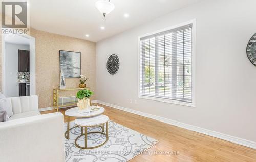 2 Martree Crescent, Brampton, ON - Indoor Photo Showing Living Room