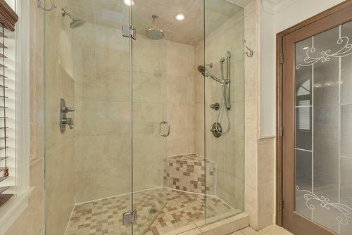 6151 Gillam Crescent, Peachland, BC - Indoor Photo Showing Bathroom