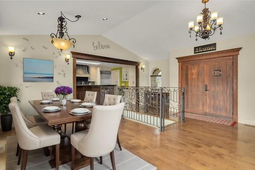 6151 Gillam Crescent, Peachland, BC - Indoor Photo Showing Dining Room