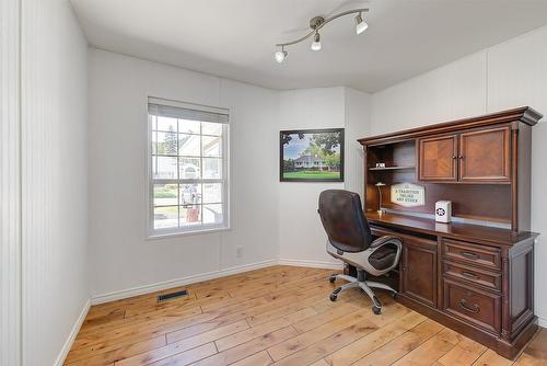 5168 Morrison Crescent, Peachland, BC - Indoor Photo Showing Office