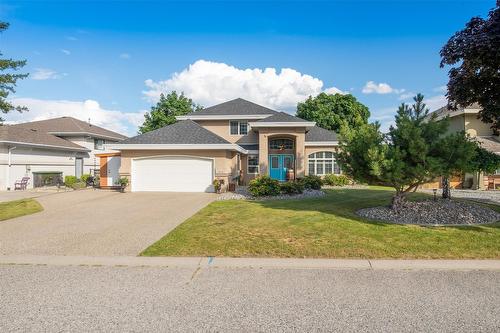 5168 Morrison Crescent, Peachland, BC - Outdoor With Facade