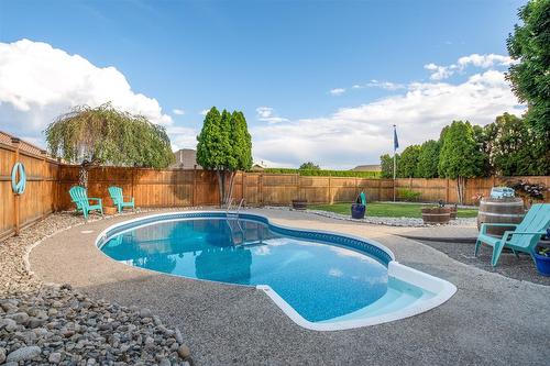 5168 Morrison Crescent, Peachland, BC - Outdoor With In Ground Pool With Backyard