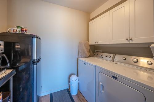 30-125 Cabernet Drive, Okanagan Falls, BC - Indoor Photo Showing Laundry Room