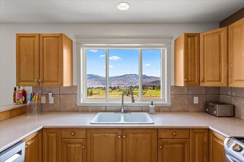 2819 Summerview Place, West Kelowna, BC - Outdoor With View