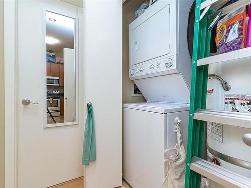 413-797 Tyee Rd, Victoria, BC - Indoor Photo Showing Laundry Room