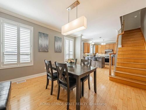 2270 Dunforest Cres, Oakville, ON - Indoor Photo Showing Dining Room