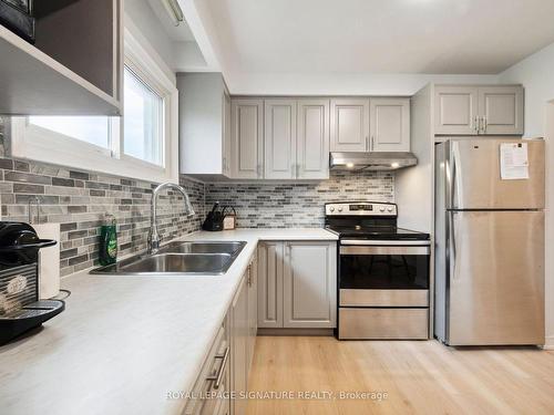 62 Watney Cres, Toronto, ON - Indoor Photo Showing Kitchen With Double Sink With Upgraded Kitchen