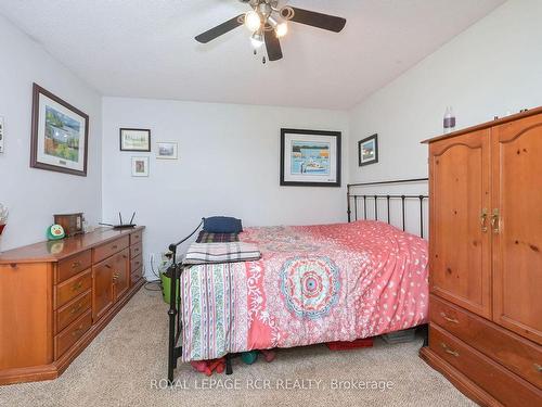 14007 Fifth Line, Halton Hills, ON - Indoor Photo Showing Bedroom