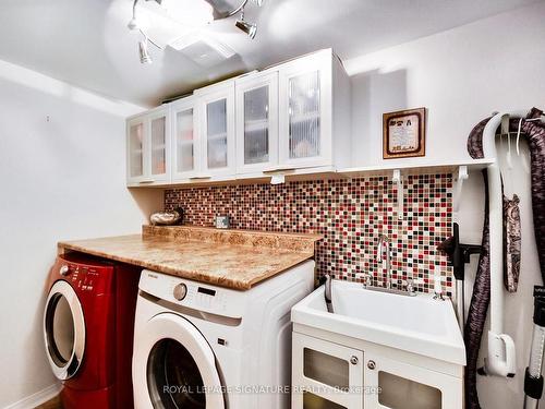 5786 Mersey St, Mississauga, ON - Indoor Photo Showing Laundry Room