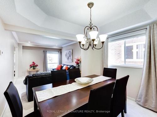 5786 Mersey St, Mississauga, ON - Indoor Photo Showing Dining Room